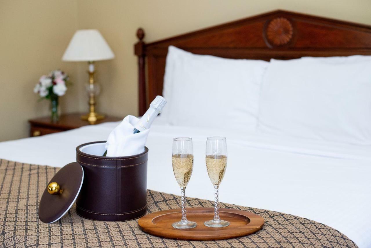 Athenaeum Hotel Chautauqua Екстер'єр фото